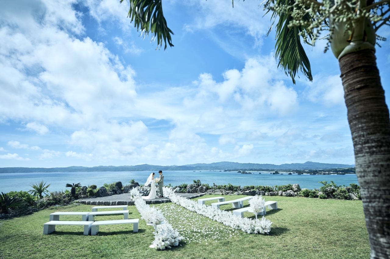 平日時間　古宇利ブルーの絶景で叶える ガーデン挙式フェア1/23