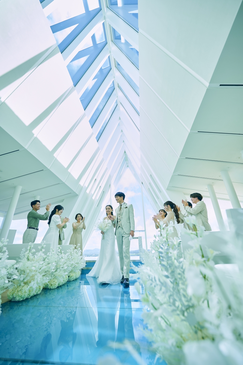 恋の島でのチャペルウェディング